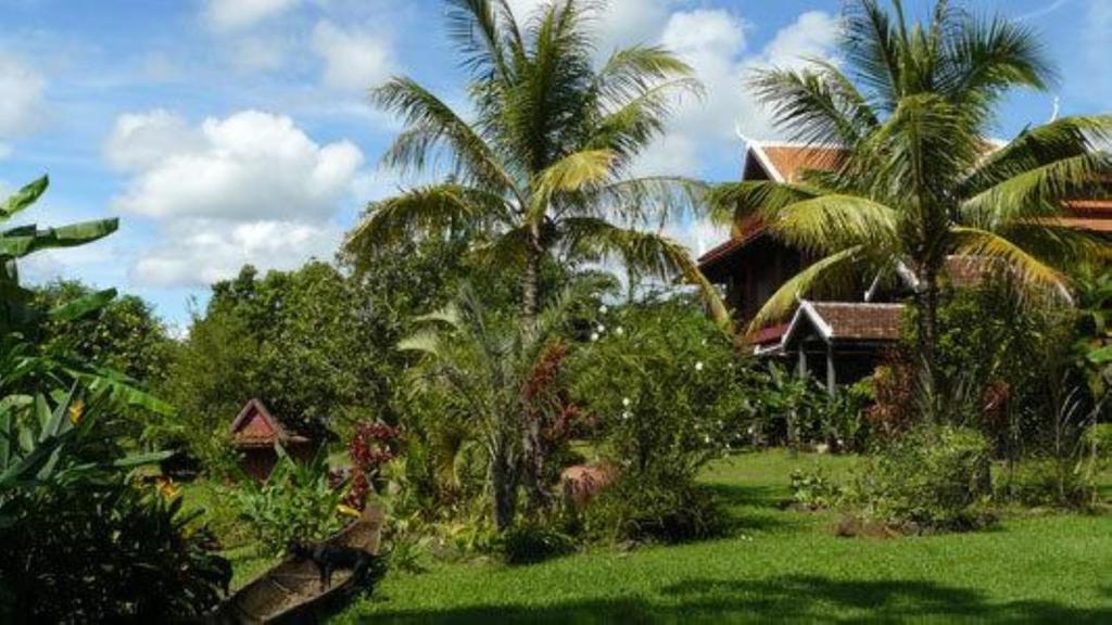 Terres Rouges Lodge Banlung Екстер'єр фото