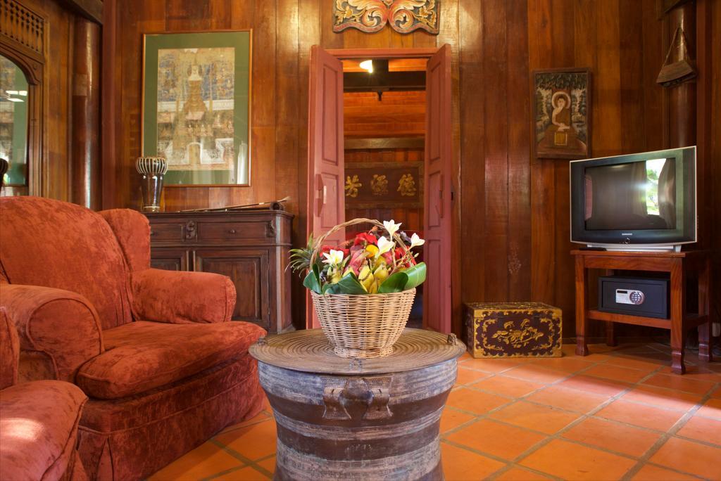Terres Rouges Lodge Banlung Екстер'єр фото