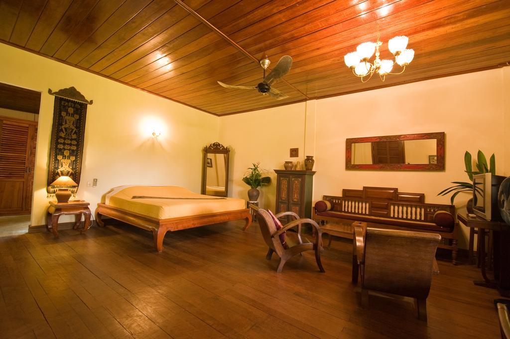 Terres Rouges Lodge Banlung Екстер'єр фото