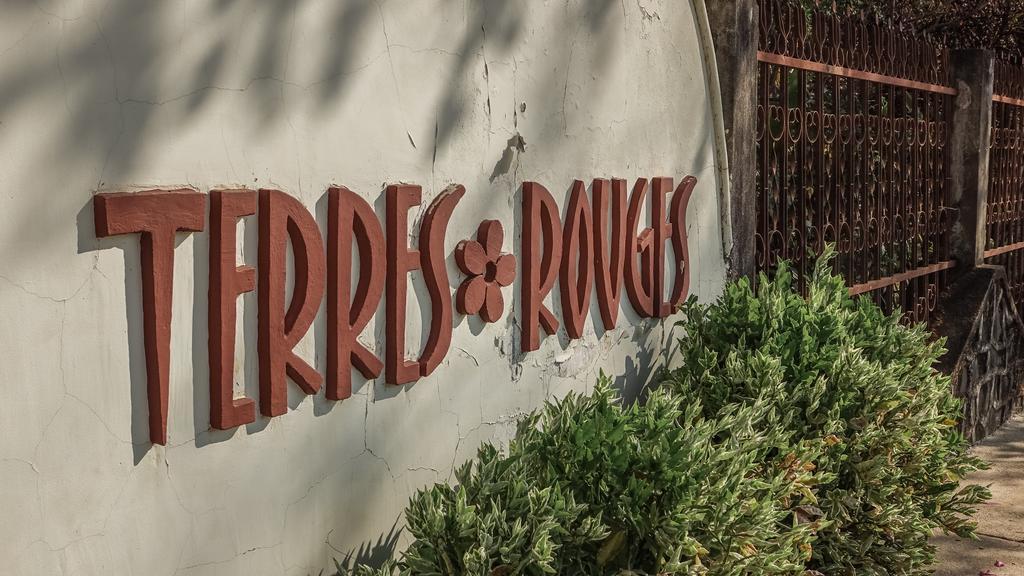 Terres Rouges Lodge Banlung Екстер'єр фото