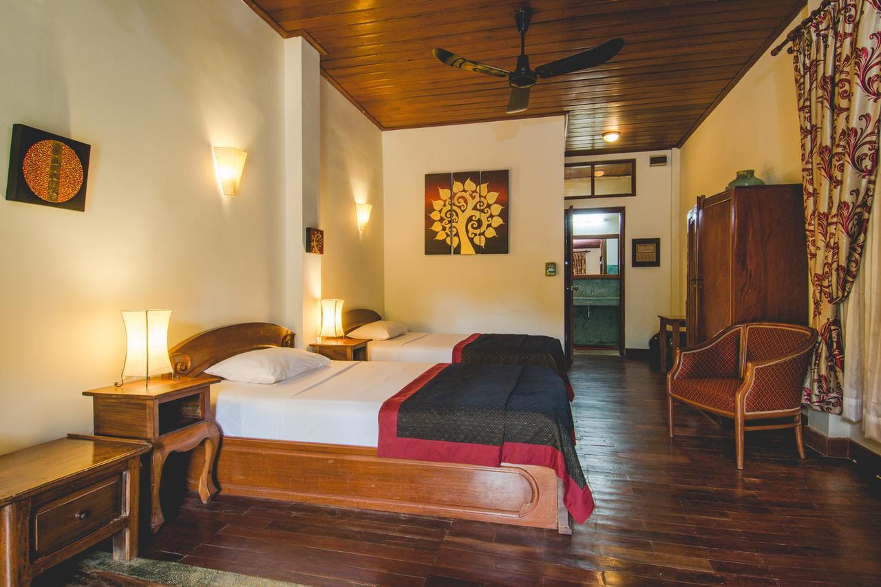 Terres Rouges Lodge Banlung Екстер'єр фото