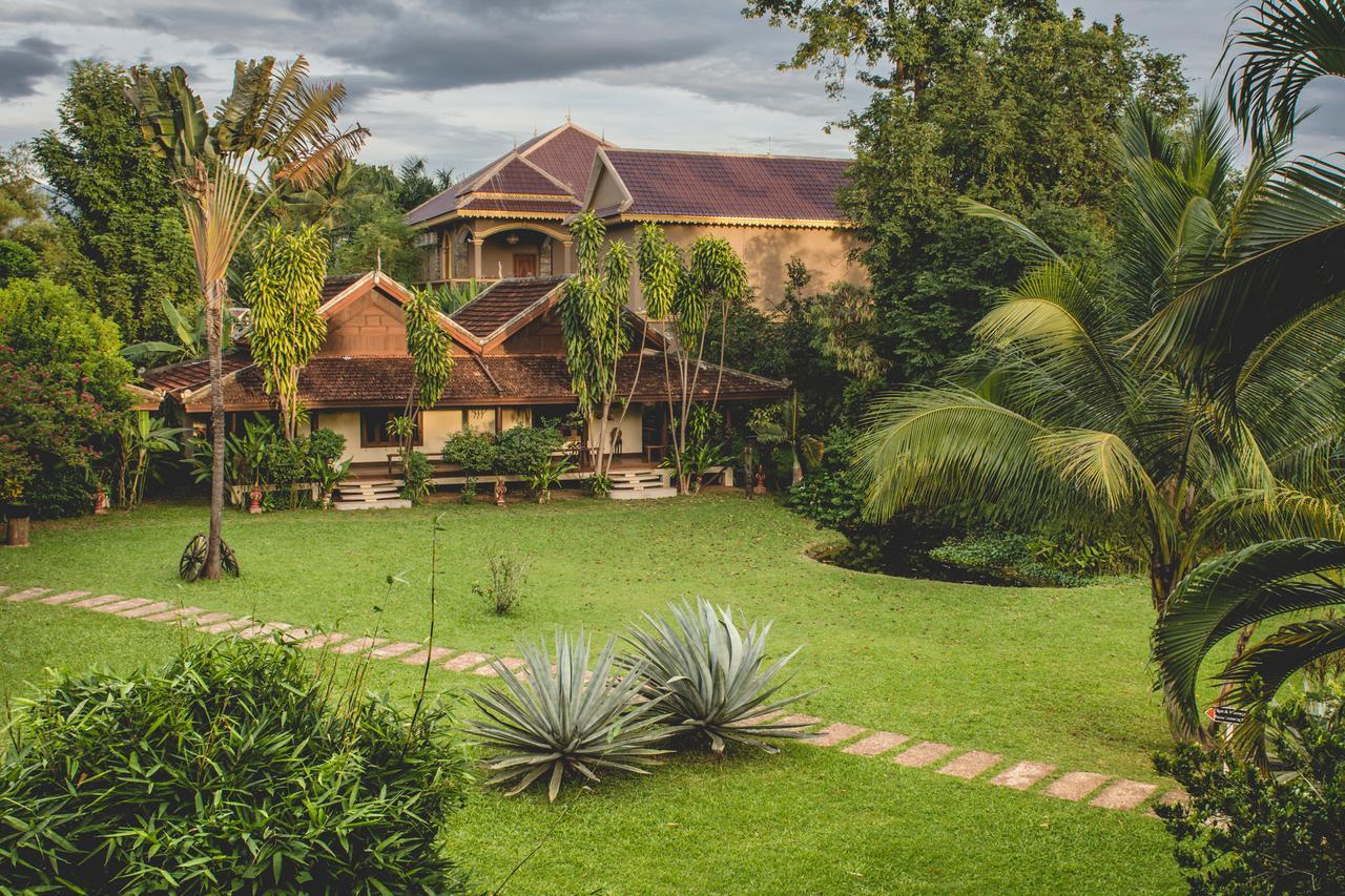 Terres Rouges Lodge Banlung Екстер'єр фото