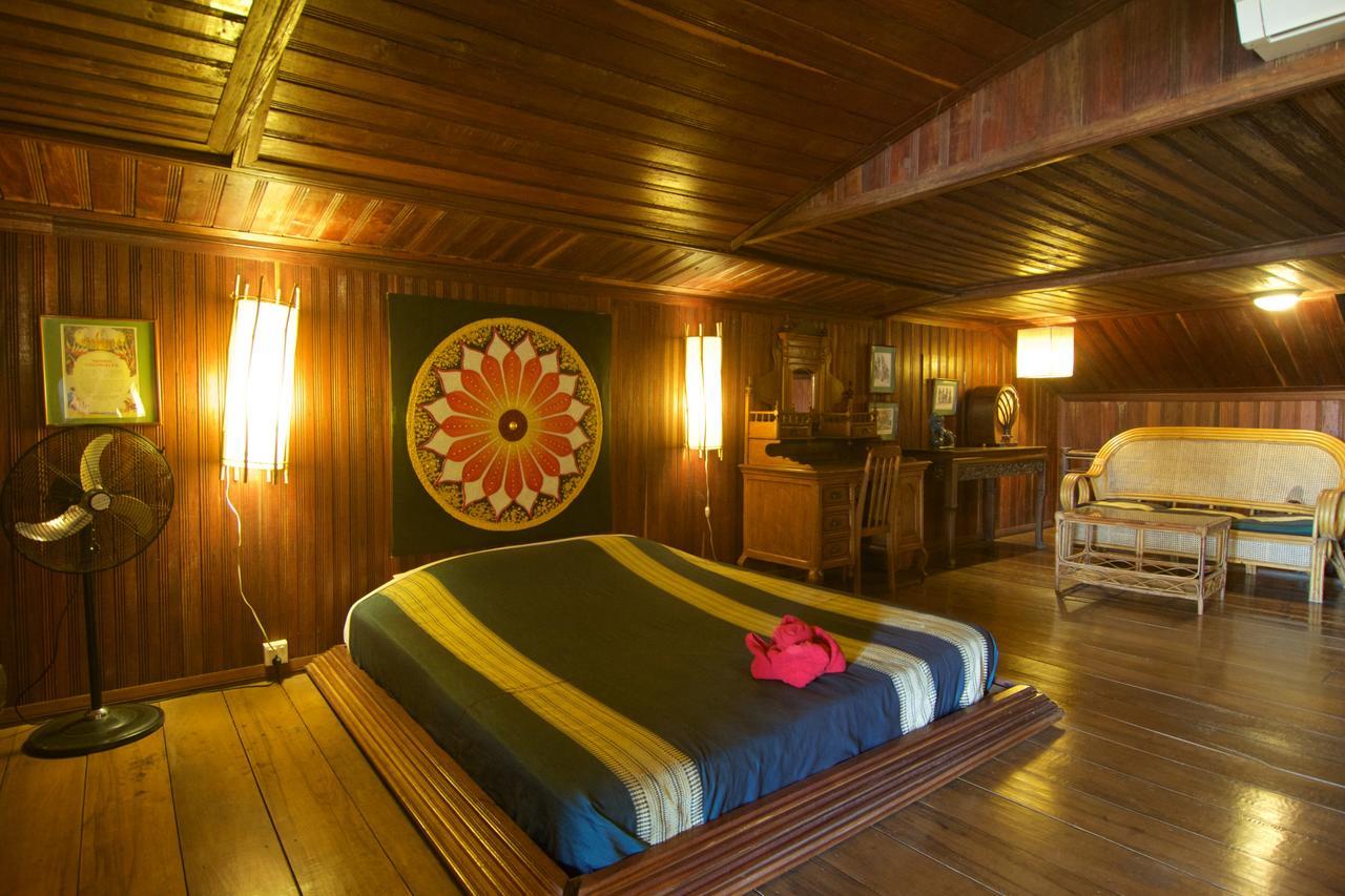 Terres Rouges Lodge Banlung Екстер'єр фото